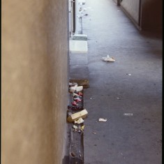 Litter, Broomhall Flats. January 1979 | Photo: Tony Allwright