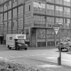 Viners Ltd, Broomhall Street and Clarence Street, 1965 | Photo: SALS PSs13855 & Sheffield Newspapers Ltd