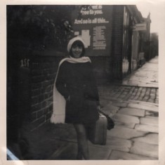 Lynn Pearson's friend Teresa outside 255 Broomhall Street, 1965 | Photo: Lynn Pearson