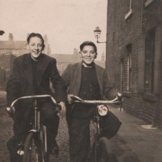 Malcolm Moore & Brian Lacey riding their bikes in Broomhall.1940s | Photo: Josie Moore