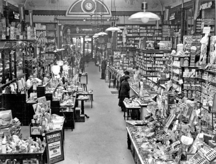 Inside Tuckwood's Stores, Fargate | Photo: SALS PSs10503 & Sheffield Newspapers Ltd
