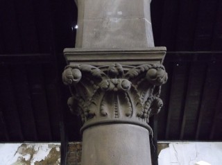 Photo 7: Column 5. The capital. | Photo: Our Broomhall