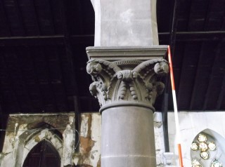 Photo 1: Column 1. The capital. | Photo: Our Broomhall