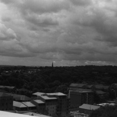 Ecclesall Road and the southern suburbs of Sheffield from the Hanover Flats roof. August 2014 | Photo: Jepoy Sotomayor