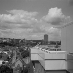 Broomhall from the Hanover Flats roof. Claire Wilkinson and Jennie Beard (right). August 2014 | Photo: Jepoy Sotomayor