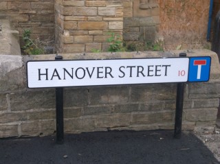 Street Sign for Hanover Street. 2015 | Photo: Our Broomhall 