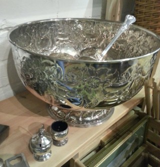 Silver plate Punch Bowl by Viners of Sheffield