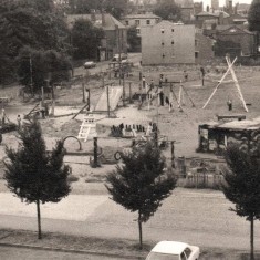 Broomhall adventure playground, bottom of Gell St. August 1977 | Photo: Tony Allwright