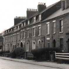 Brunswick St with archway, May 1979 | Photo: Tony Allwright