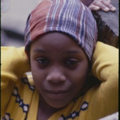 Young girl in headscarf, Broomhall Flats. July 1978 | Photo: Tony Allwright