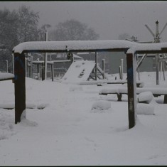 Broomhall adventure playground under snow, February 1979 | Photo: Tony Allwright