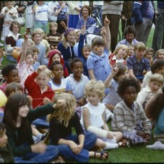 Punch and Judy crowd, Broomhall summer fair, Hanover Flats. September 1979 | Photo: Tony Allwright