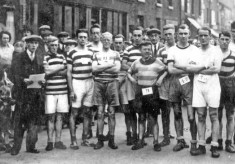 Broomhall Tavern Boxing Day Walk ~ 1931