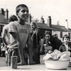 Children at the Broomhall Fayre. 1970s | Photo: Our Broomhall