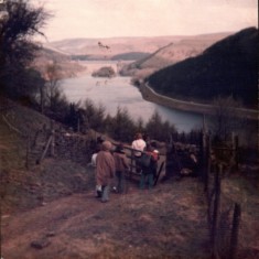 Children on a trip to Ladybower Reservoir. 1970s | Photo: Our Broomhall