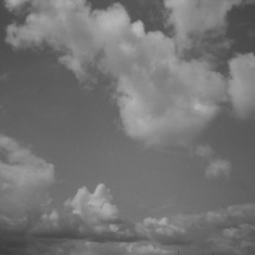 Sky from the Hanover Flats roof. August 2014 | Photo: Jepoy Sotomayor