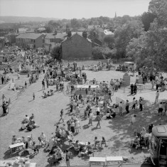 Aerial view of Broomhall Carnival, 1982 | Photo: Adrian Wynn