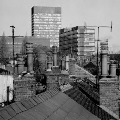 Rooftop view from Brunswick St towards University, 1982 | Photo: Adrian Wynn