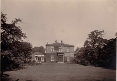 The Garden of Park House, Park Lane in the 1930s